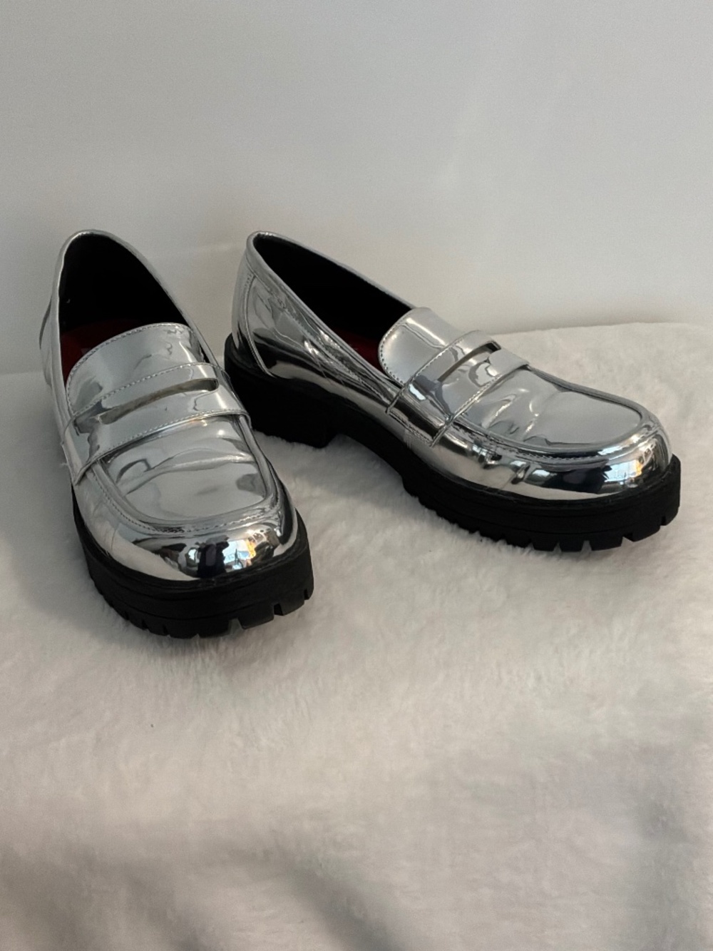 Dirty Laundry Voidz Silver Metallic Lug Sole Penny Loafers - Size 8.5